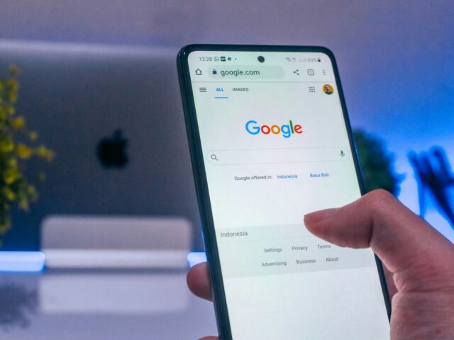 The Google Ads Formula Local Cleaning Companies Use to Win High-Value Jobs