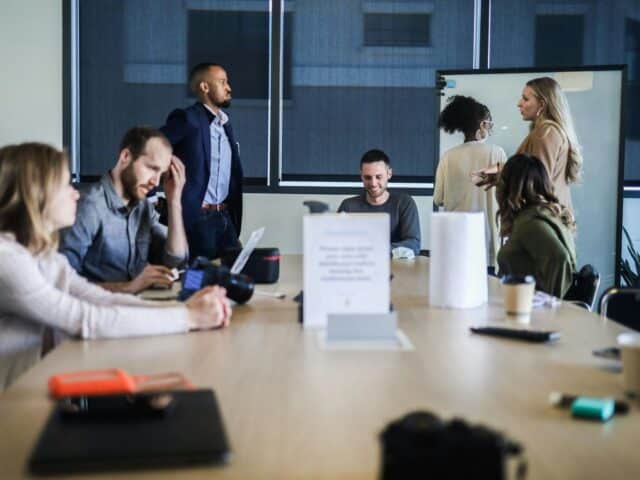 In House SEO Vs Hiring A Dublin SEO Agency: What Works For Small Teams